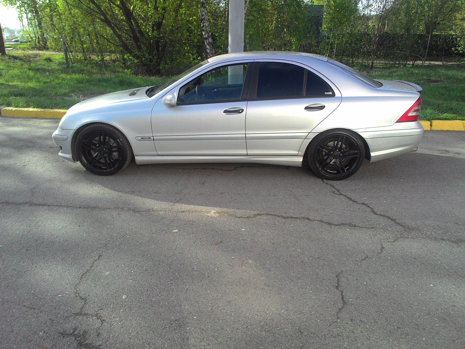 w203 wheels