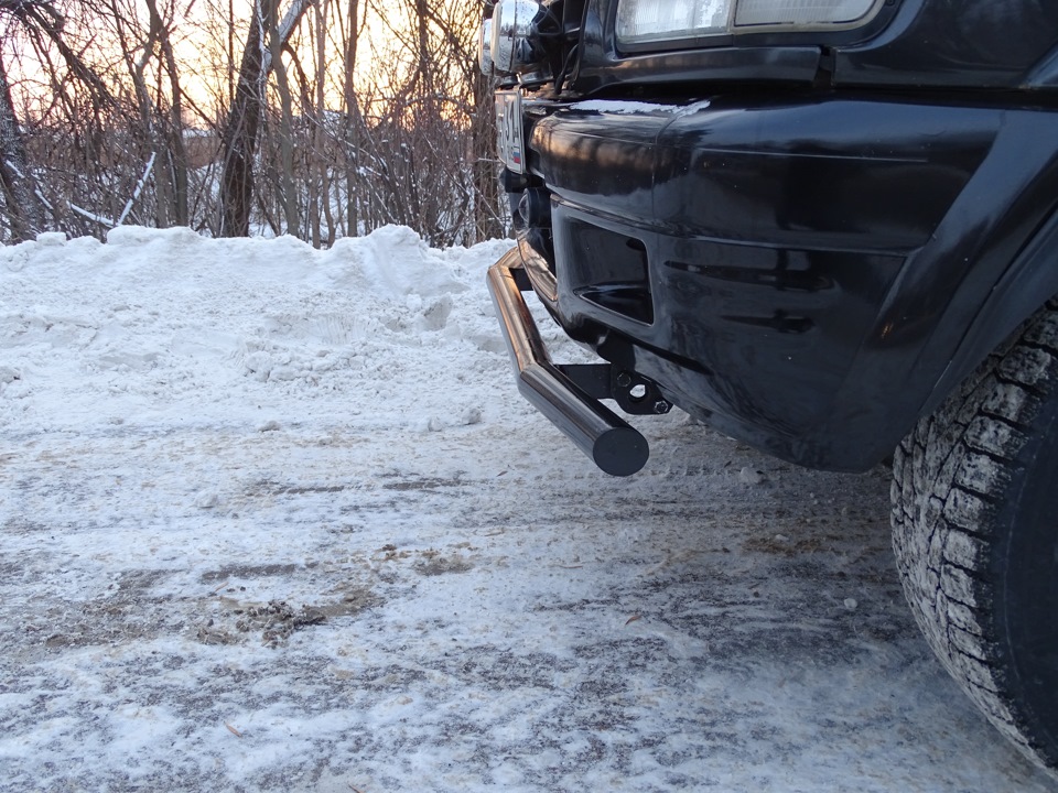 Труба под бампер на ваз 2115. Труба под бампер на ниву. Защита бампера газель бизнес. Труба под бампер. Труба под бампер.
