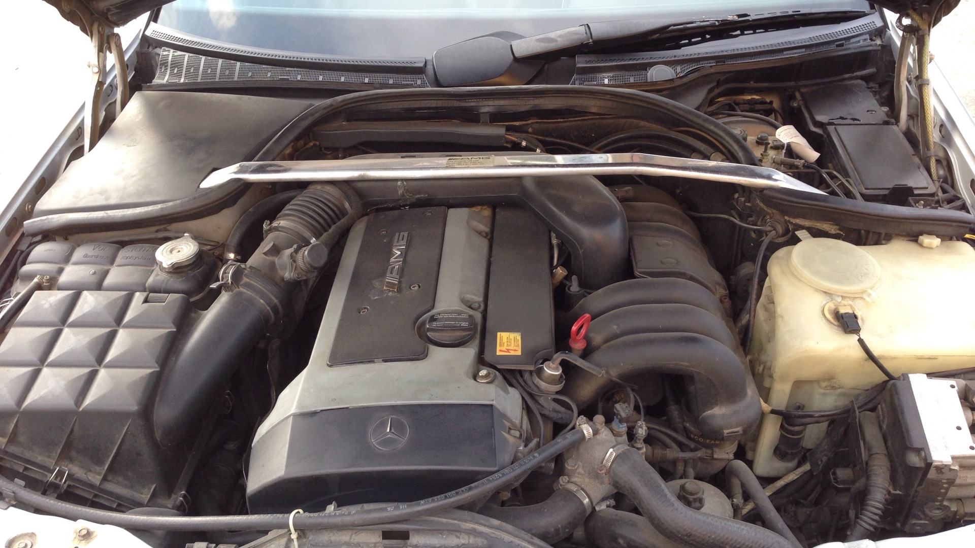 мерседес в114 под капотом. 6 brabus. рядные шестерки мерседес. мотор м 264. рядные шестерки мерседес.