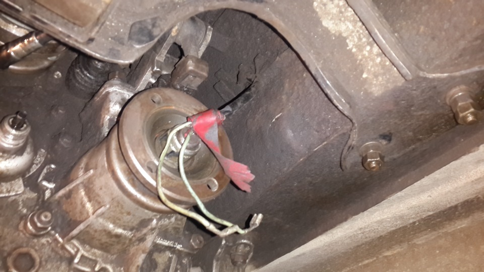 Нива задний привод. Переделка нивы на задний привод без раздатки. Как убрать вой раздатки нива. Нива мем вой раздатки. Установка бесшумных рычагов на ниву.