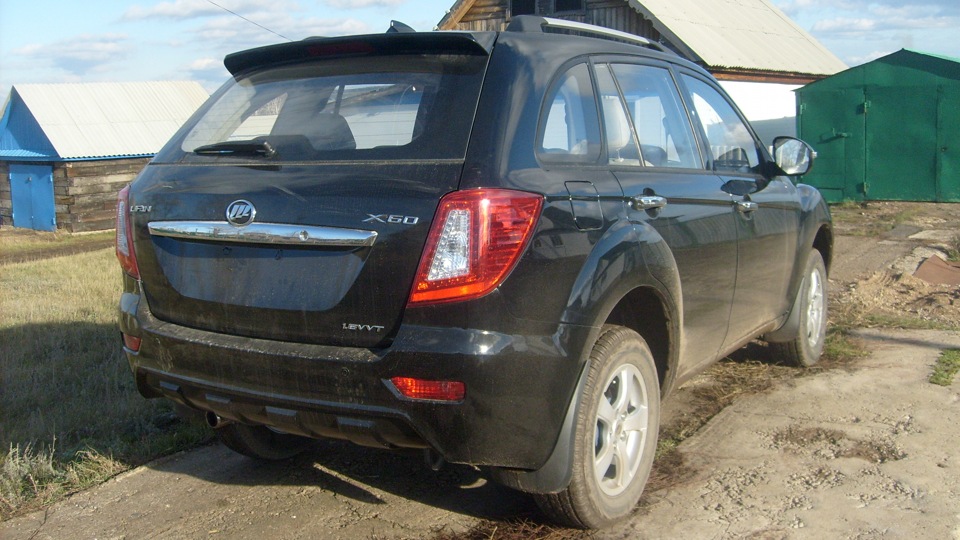 Кронштейн стекла lifan x60