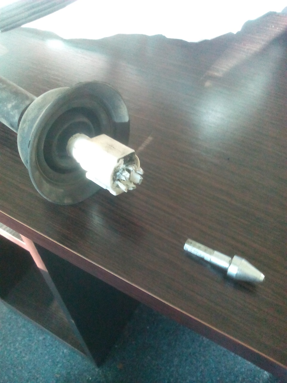 Замена троса сцепления и сайлентблоков ПЕЖО 405! — Peugeot 405, 1,9 л ...