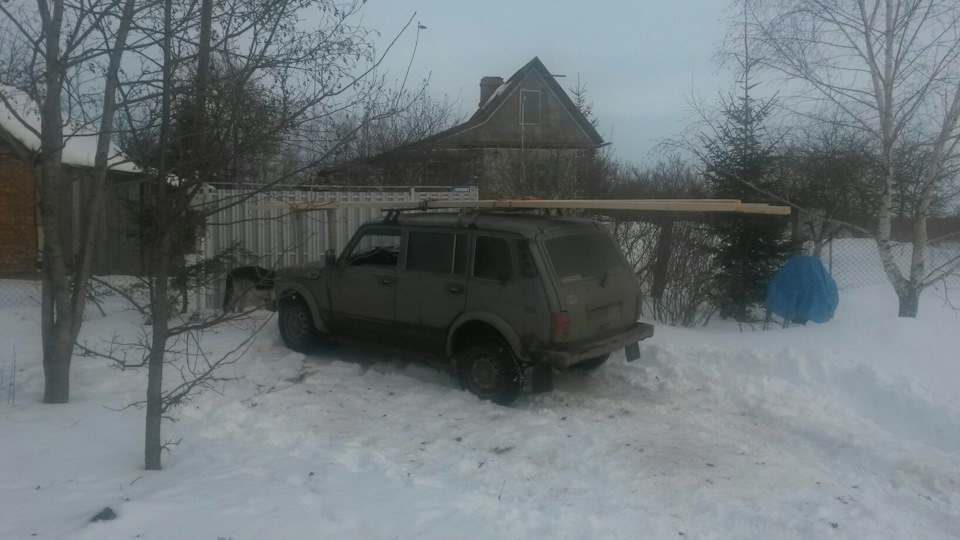 Фото в бортжурнале Lada 4x4 5D