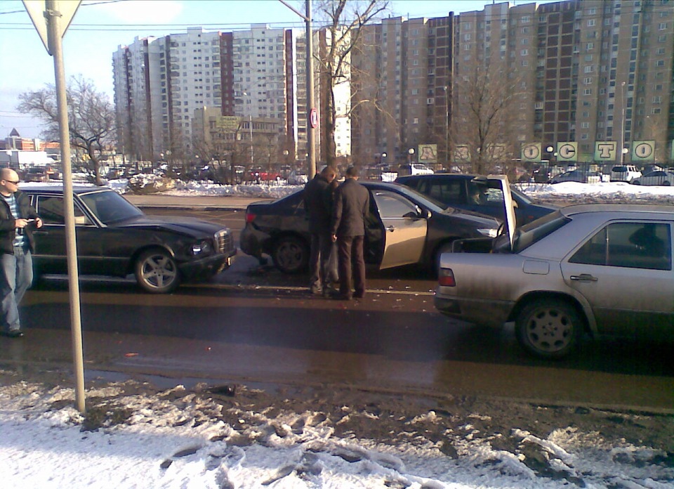 Дтп удар сзади кто виноват