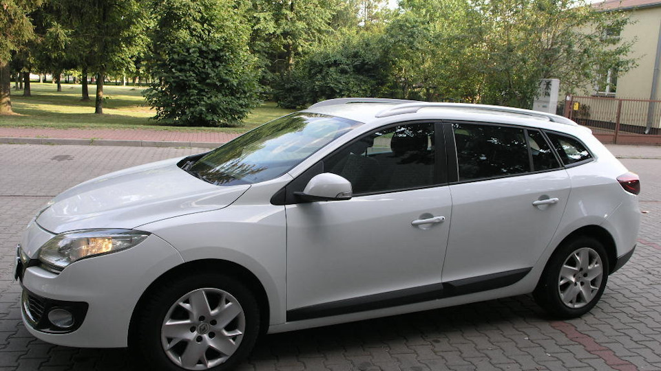 "Keycard battery low" замена батареи в ключе-карте — Renault Megane III ...