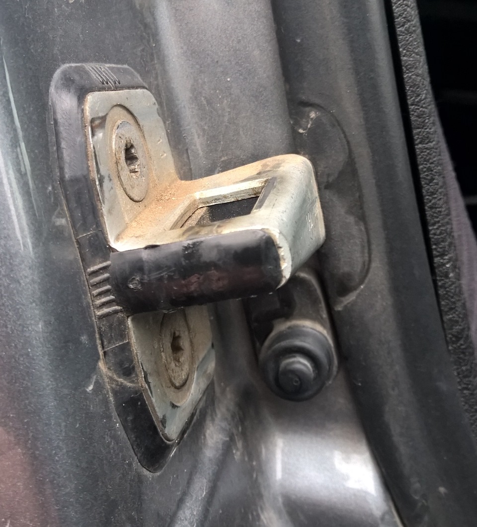 Фото в бортжурнале Audi 100 (C4)