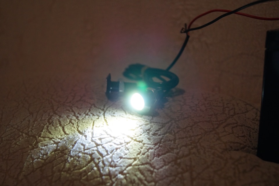 Замена лампочек в зеркалах — Skoda Octavia A4 Mk1, 1,8 л, 2006 года ...