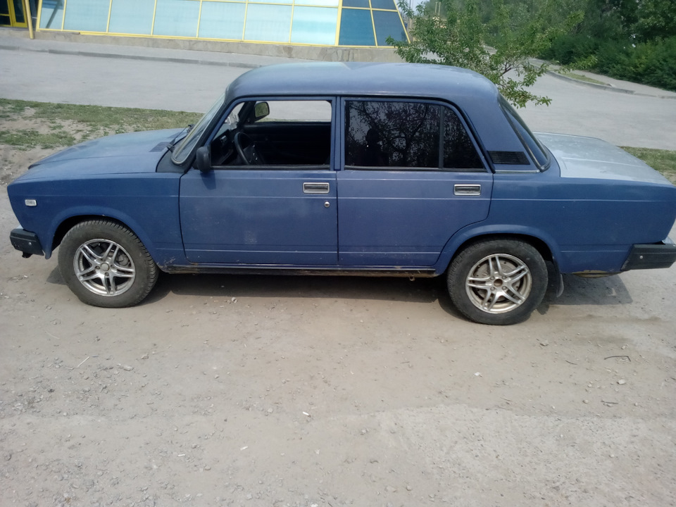 Ваз 210740. Lada 2107 r14. Лада 210740. ВАЗ 210740 2007. ВАЗ 210740 сине зелёный 2009.