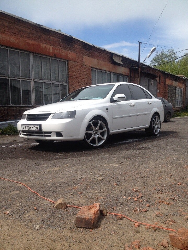 Chevrolet Lacetti 19r