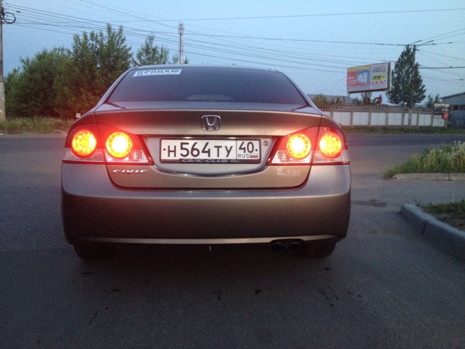 4 габарита ну и стоп сигнала — Honda Civic 4D (8G), 1,8 л, 2008 года ...