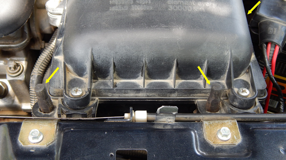 Доработка опор корпуса воздушного фильтра — Lada 2114, 1,6 л, 2008 года ...