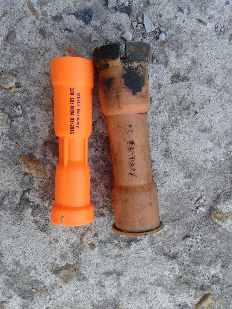 . — Audi A4 (B5). Запчасти на фото: 1001030004