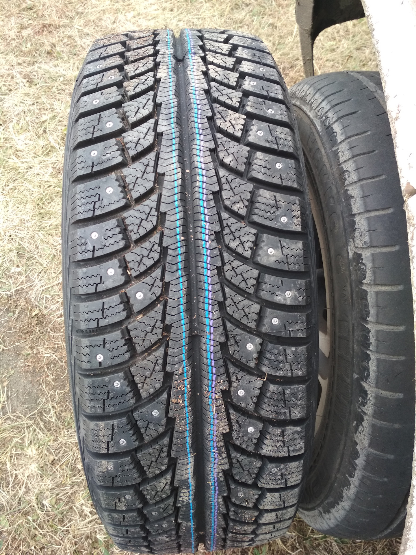 Матадор айс. Матадор mp30 Sibir Ice 2. Шины Matador MP 30 Sibir Ice 2. 185/60 R15 88t mp30 Sibir Ice 2 Matador. Matador Sibir Ice.