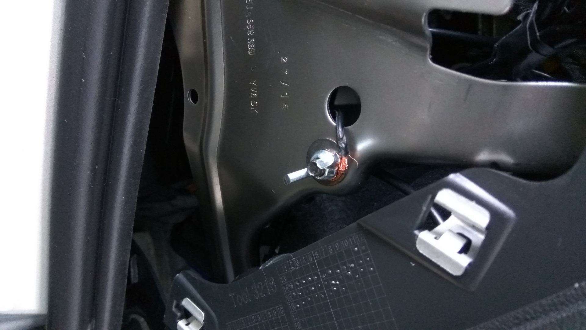 Подключение видеорегистратора от зажигания за полчаса — Skoda Rapid (1G ...