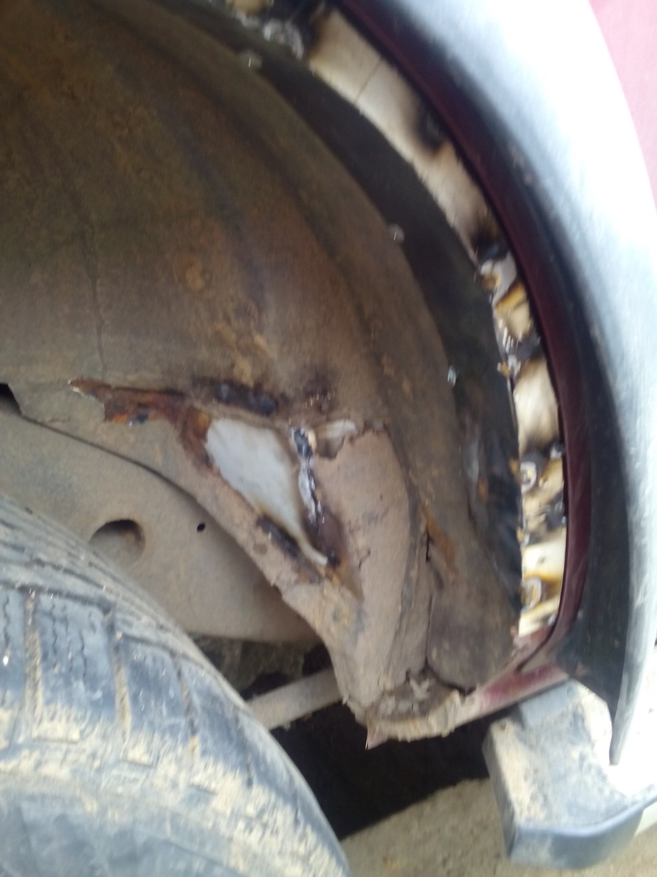 Внутренние арки авто. Расширение арок сафари 60. Ремкомплект задних арок ваз 2115. Сварка арок ваз 2115. Переварка арок крайслер 300с.