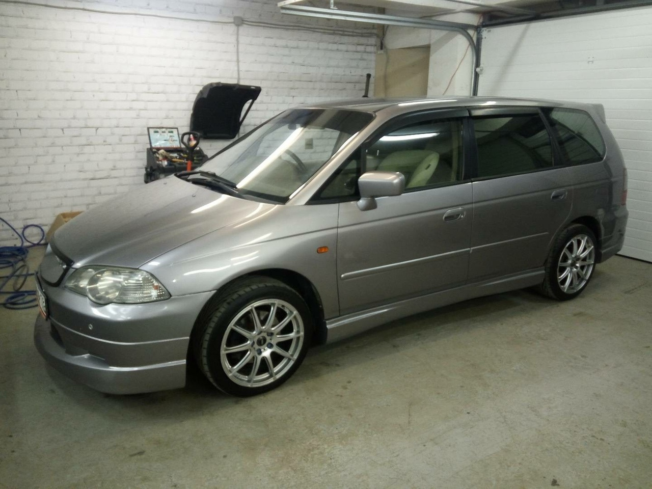 Хонда одиссей r18. Сверловка одиссей. Сверловка одиссей. Honda odyssey литье r17. Avs model 6.