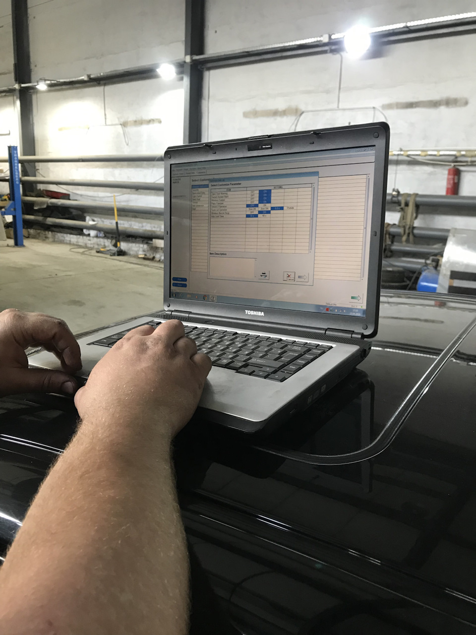 Отключили дальний в пол накала) — Lexus IS II, 2,5 л., 2006 года ...