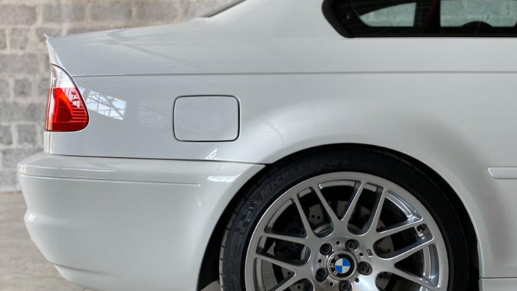 не горит свет в багажнике. — Volkswagen Polo Sedan, 1,6 л., 2011 года ...