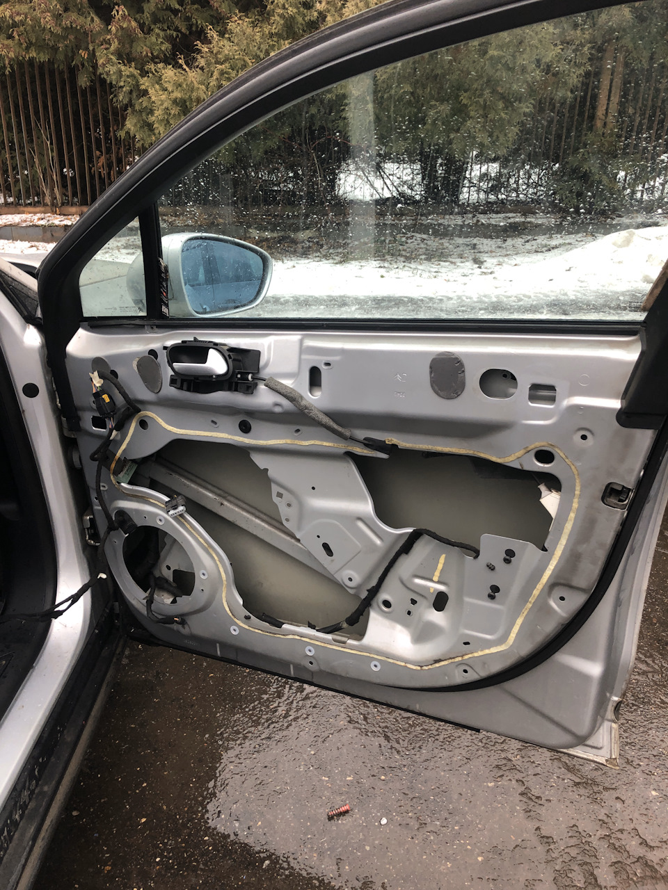 Лопнул трос Стеклоподьемника. — Citroen C5 (2G), 2 л, 2008 года ...