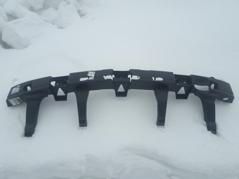 Дастер абсорбер бампера. Элементы переднего бампера рено дастер. 620931777r. Дастер абсорбер бампера. Дастер абсорбер бампера.