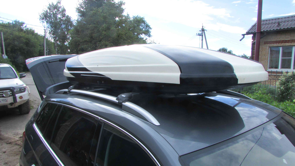 Как снять поперечины с рейлингов шкода кодиак Примерка багажника Thule WingBar Edge 9582 Black и автобокса Thule Excellence XT