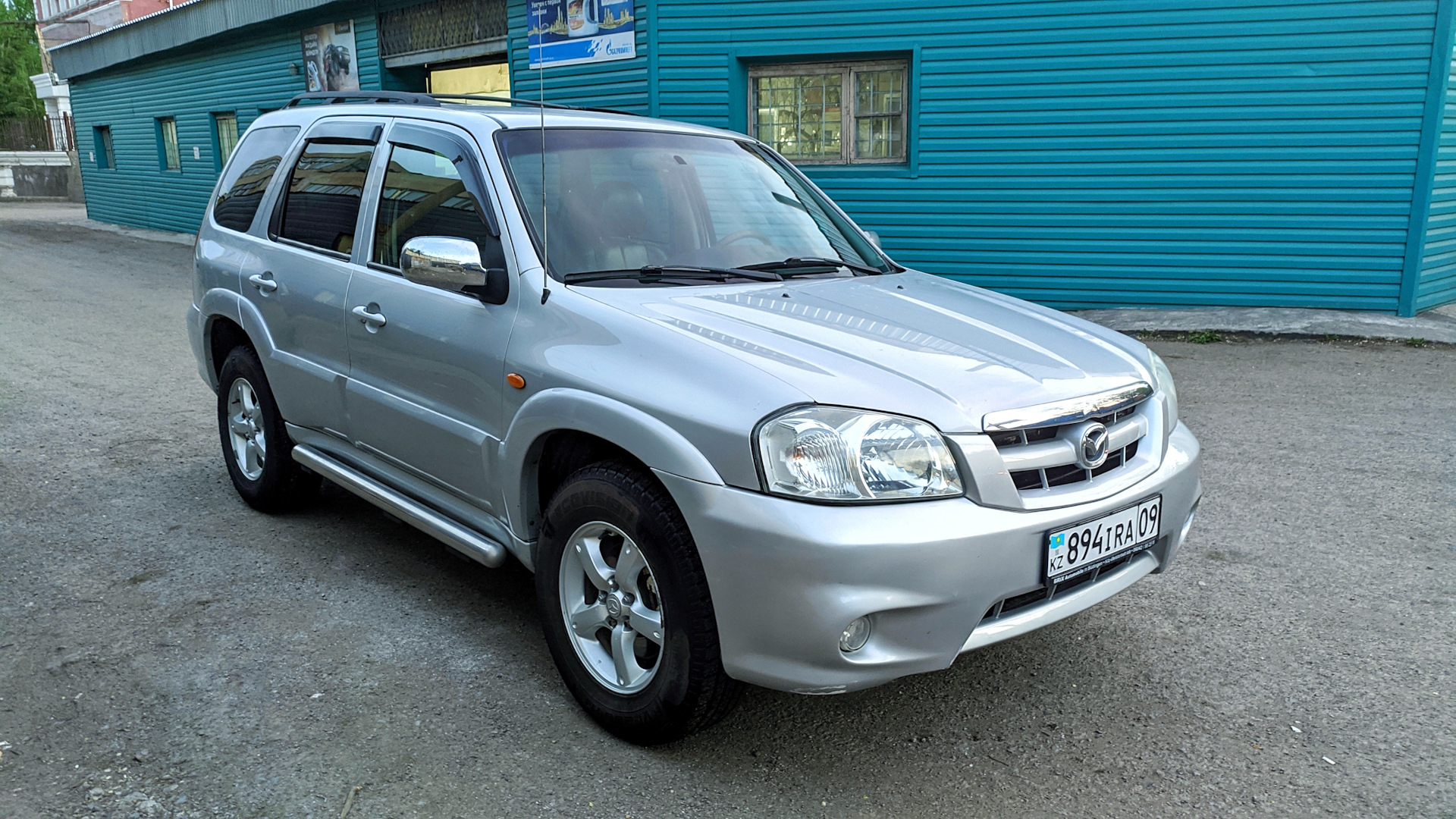 Купить Мазда Трибьют Россия