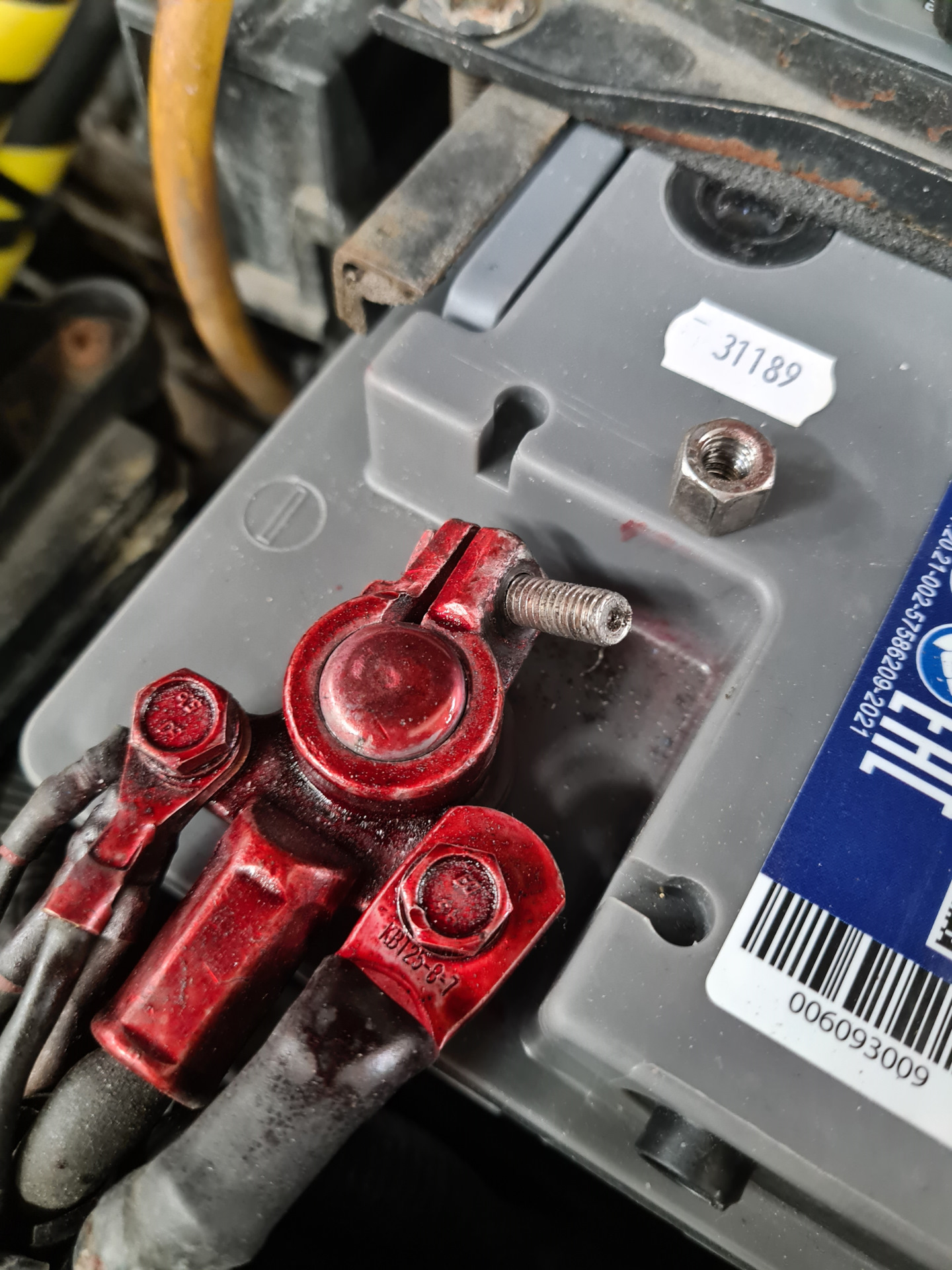 Быстросъёмные клеммы из стандартных. — Chevrolet Niva GLX, 1,7 л, 2017 ...