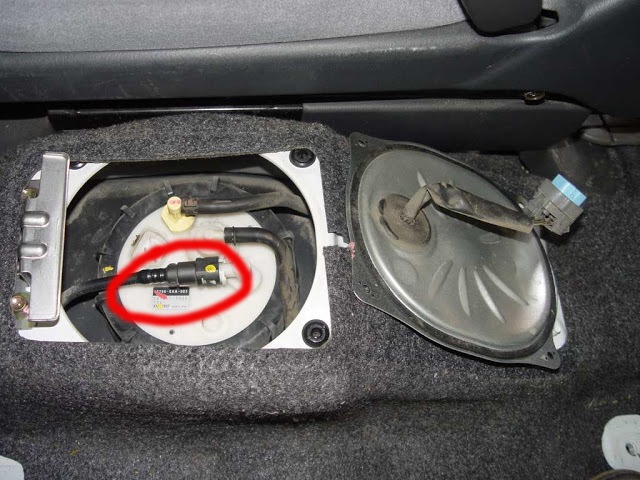 Главное реле системы впрыска - Honda Logo, 1,3 л, 1998 года электроника DRIVE2