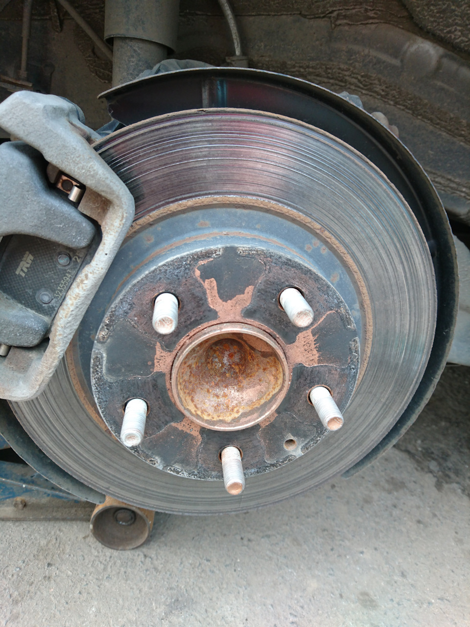 Замена тормозных дисков и колодок — бортжурнал Mazda 6