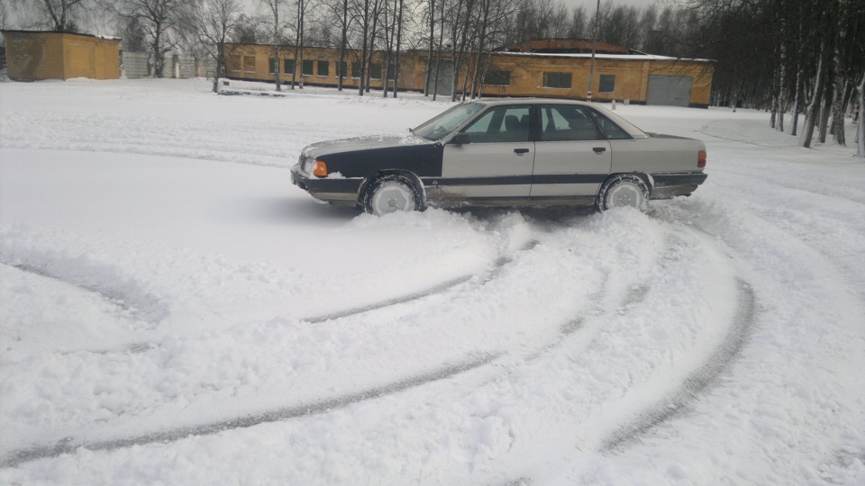 Audi 100 (C3) 2.2 бензиновый 1989 | 2.2 турбо кватро на DRIVE2