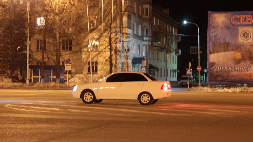 Штатная сигнализация! — Lada Приора седан, 1,6 л, 2012 года | визит на ...