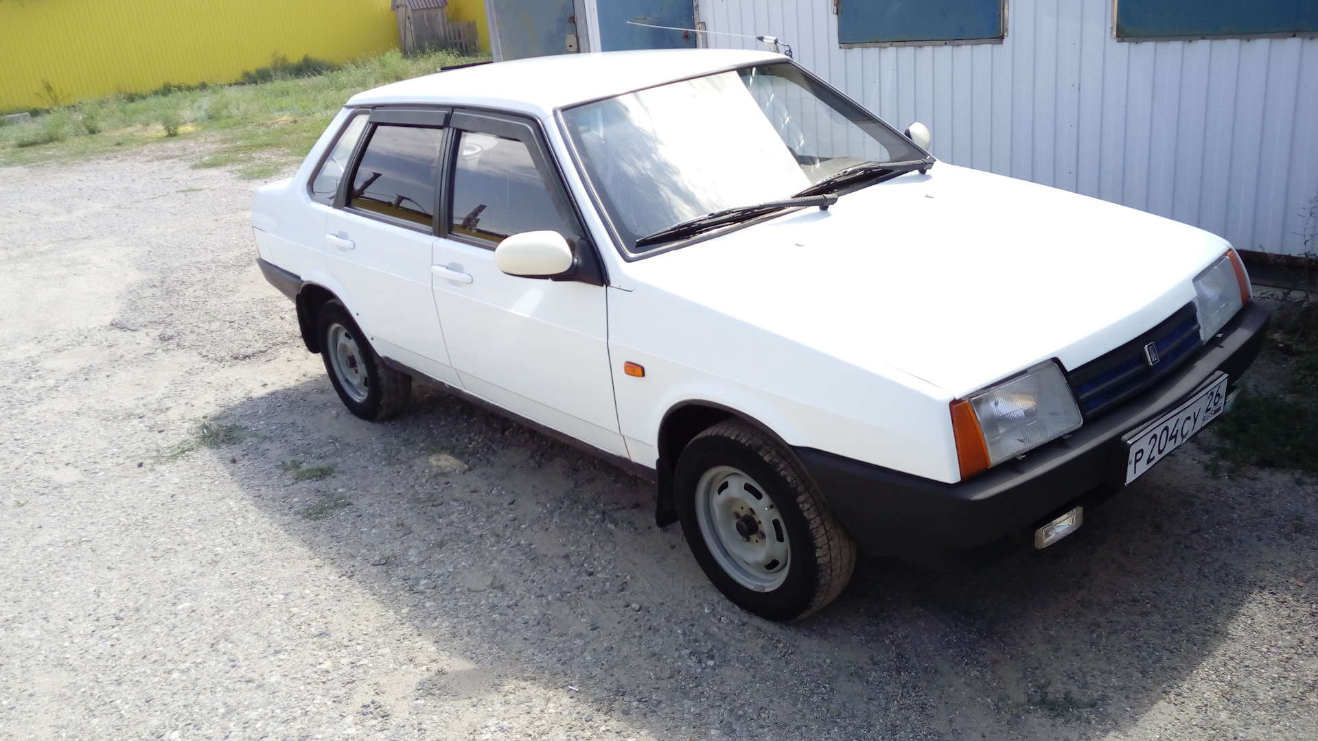 Lada 21099 1.5 бензиновый 1999 | Голодный кролик атакует на DRIVE2