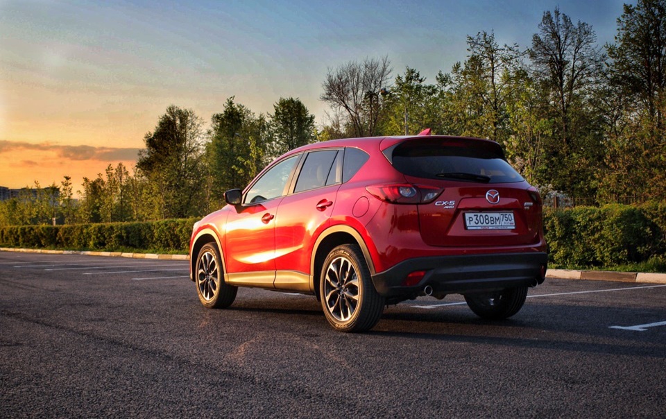 Сх5 красная. Желтая Мазда сх5. Mazda CX-5 (1g).