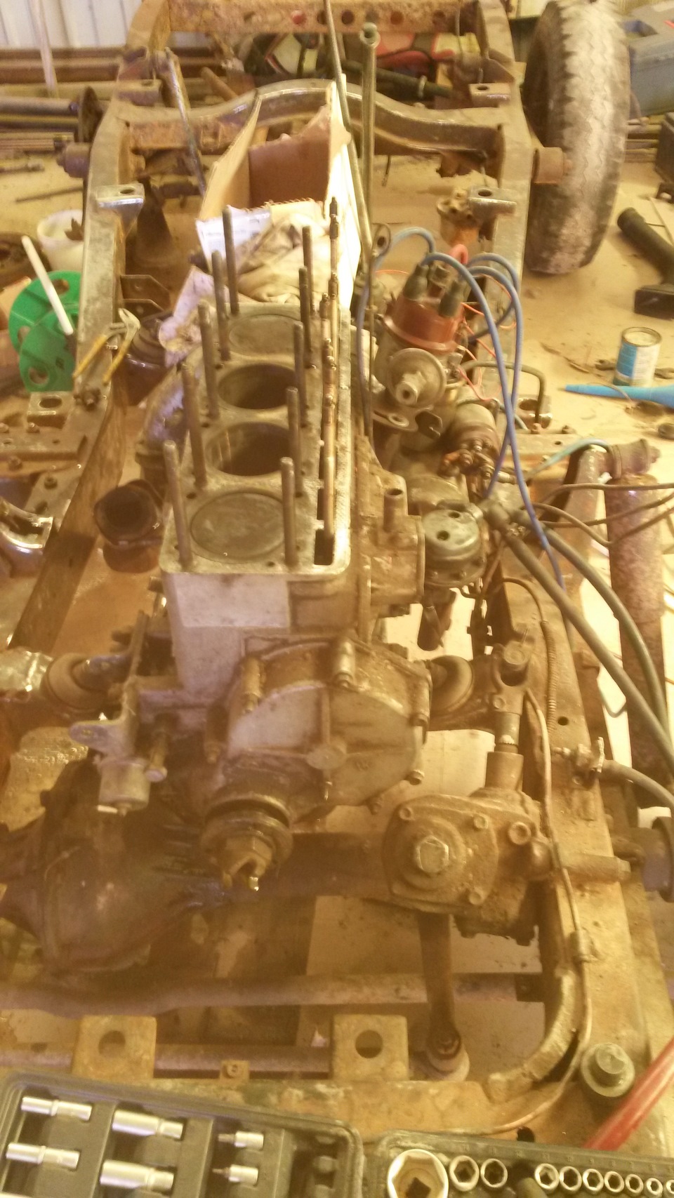 переборка двс и замена ступицы — УАЗ 469, 1972 года | своими руками ...