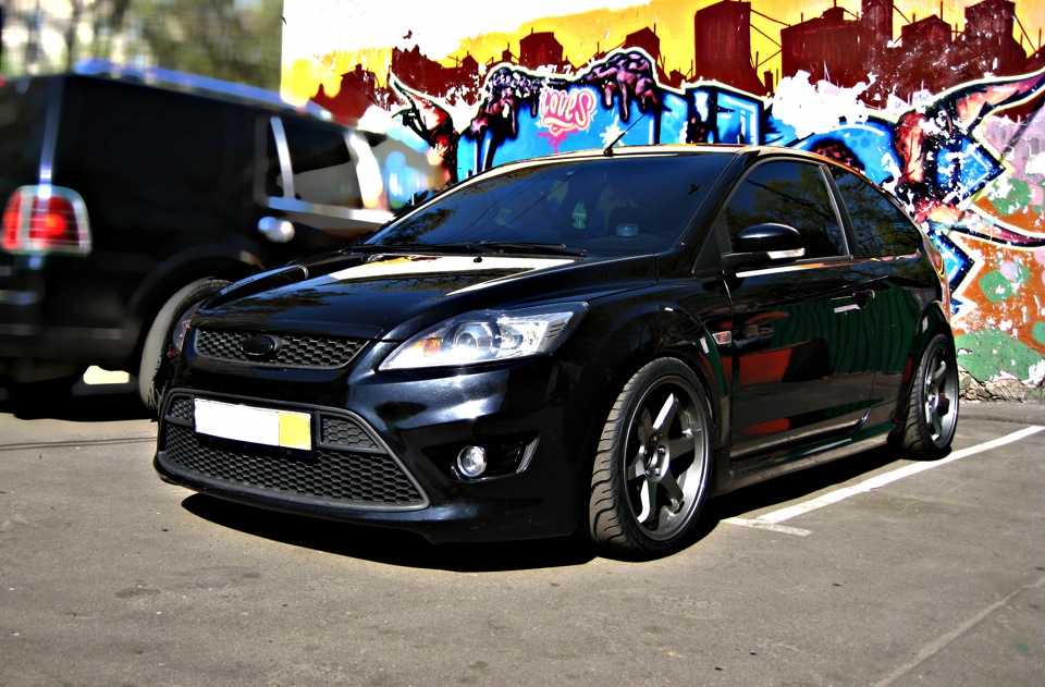 Focus drive2. Ford Focus 2 St Tuning. Фокус 2 St черный. Форд фокус 2 бандит. Ford Focus St RS 2.