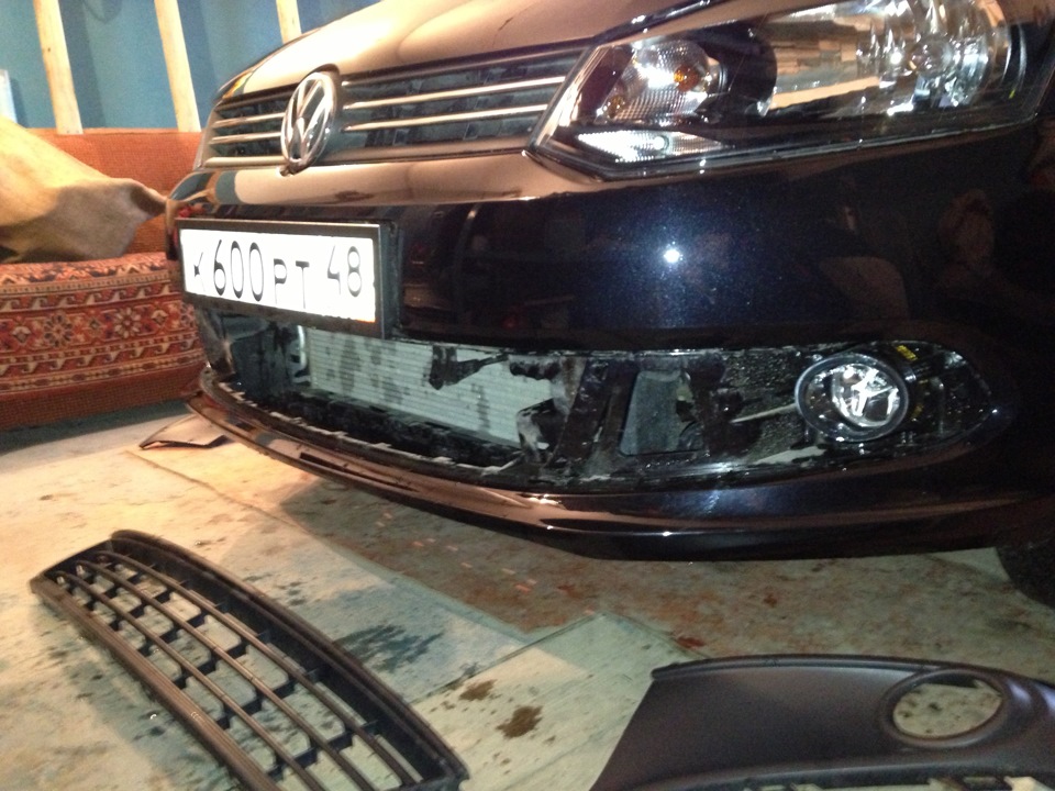 Сетка в бампер — Volkswagen Polo Sedan, 1,6 л, 2013 года | просто так ...