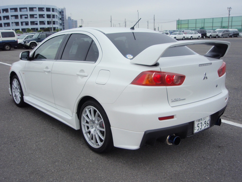 Mitsubishi lancer 2023. Mitsubishi lancer 10. Мицубиси лансер x10. Митсубиси лансер япония. Японский лансер 10.