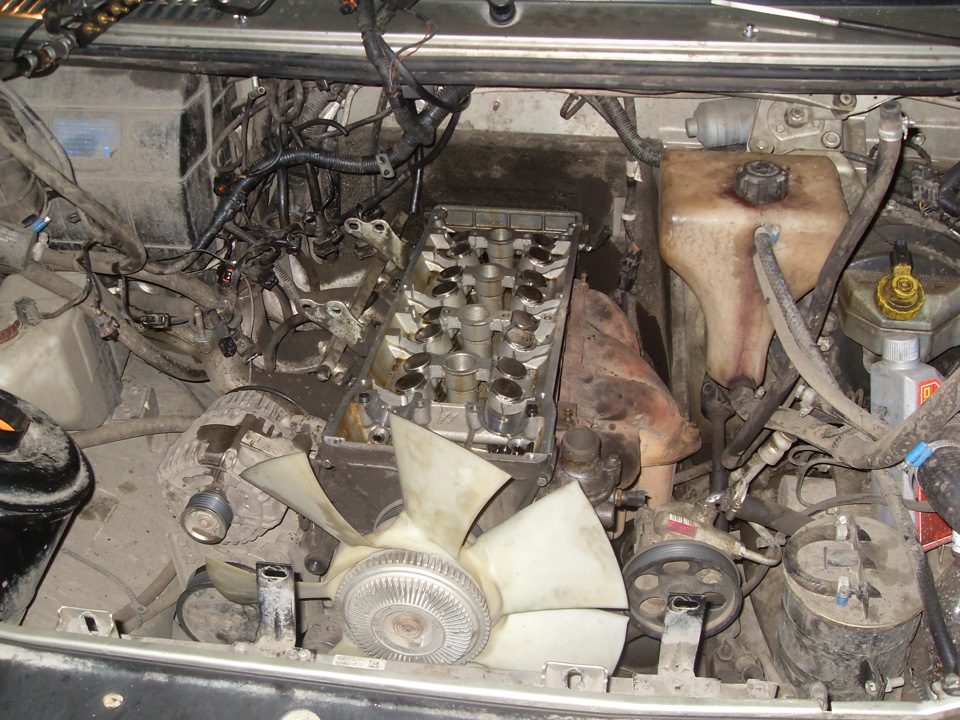 Ремонт двигателя патриот. Клапан УАЗ Патриот. Клапана на УАЗ Патриот 2011. Прогорел клапан УАЗ. УАЗ Патриот с 8 клапанным двигателем.