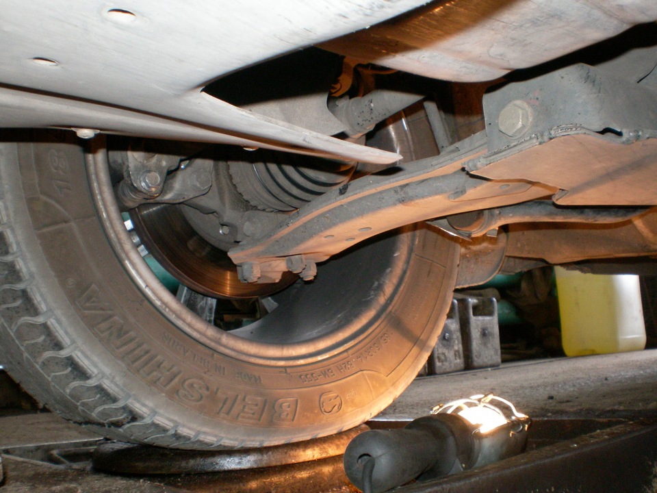 При повороте налево или на право до упоро что то задевает — Lifan Breez ...