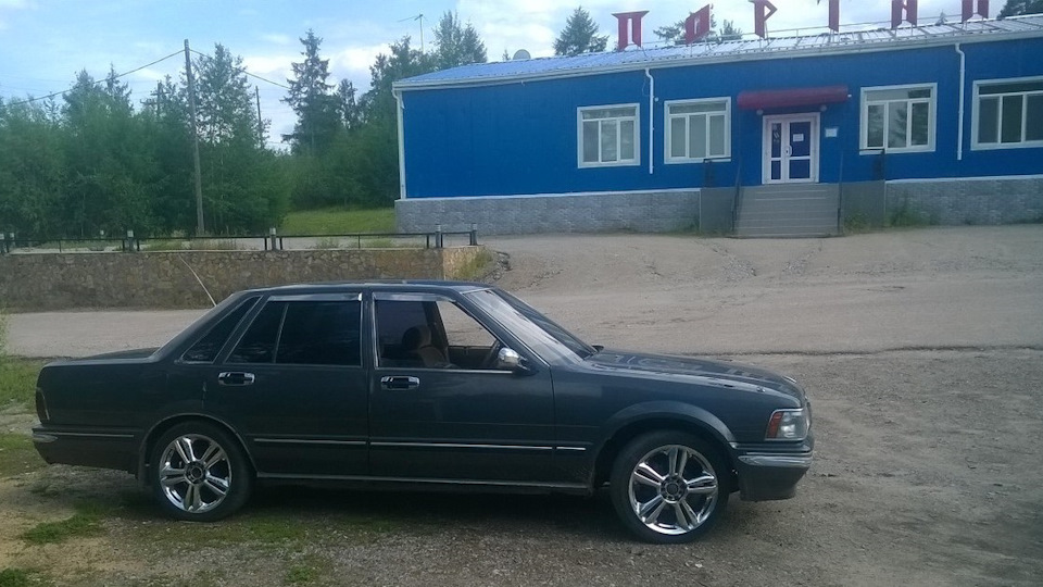 Nissan Cedric Brougham "КАРЕТА"