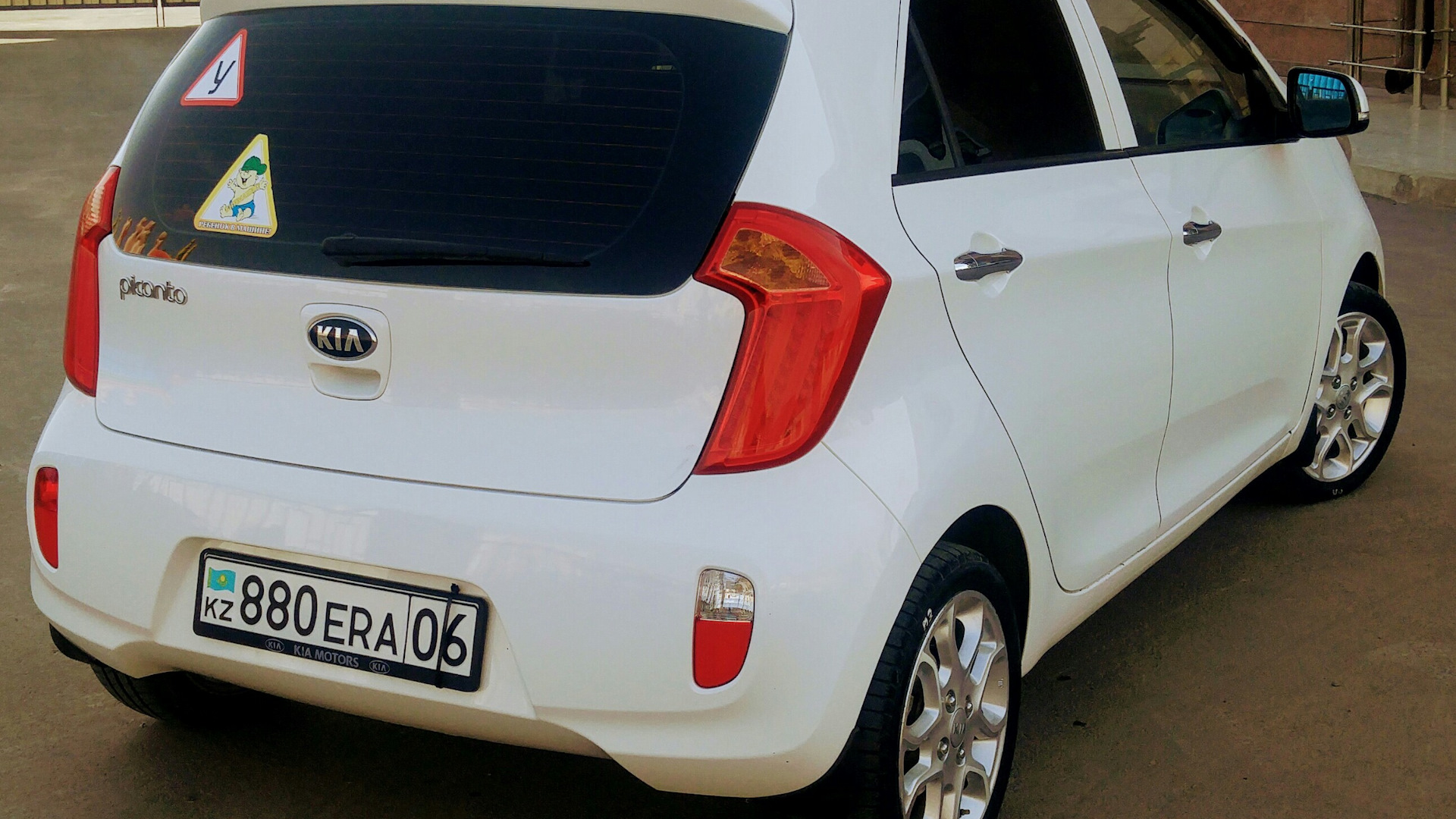 KIA Picanto (2G) 1.2 бензиновый 2012 | Ну очень шустрая машина. на DRIVE2