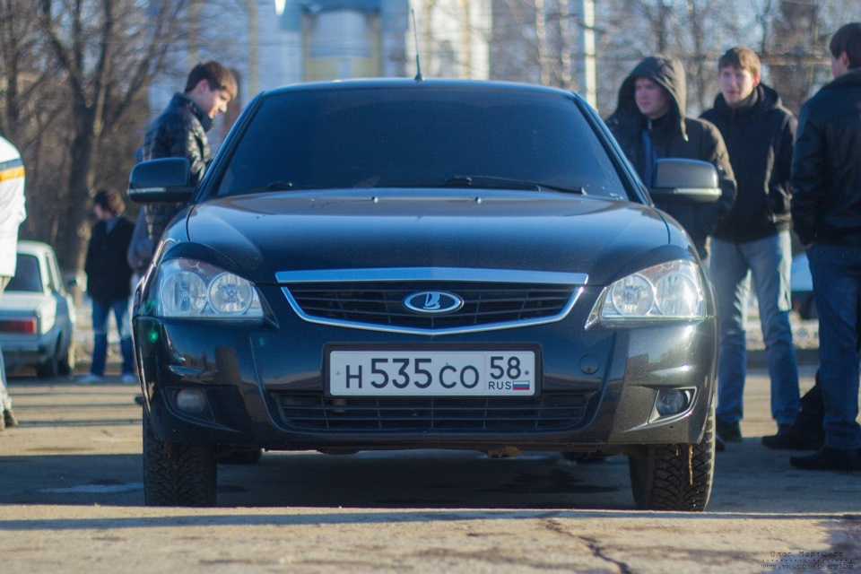 На штампах — Lada Приора хэтчбек, 1,6 л, 2011 года | колёсные диски ...