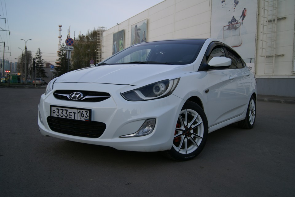 Небольшой фотосет чистой" белой красотки! — Hyundai Solaris (1G), 1,4 л ...