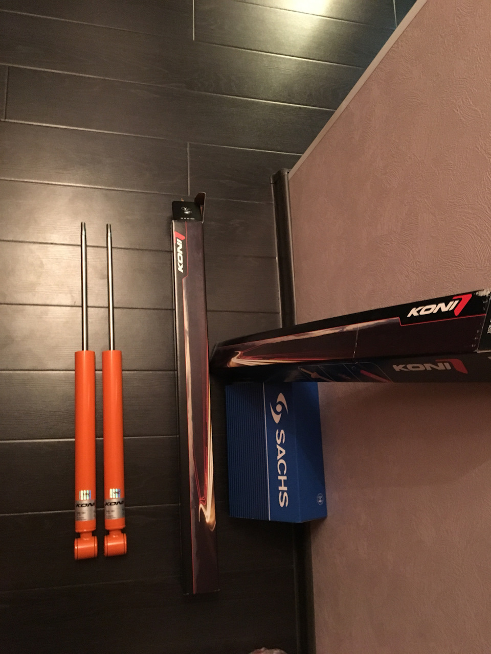 KONI str — Volkswagen Golf Mk4, 1,6 л, 2002 года | расходники | DRIVE2