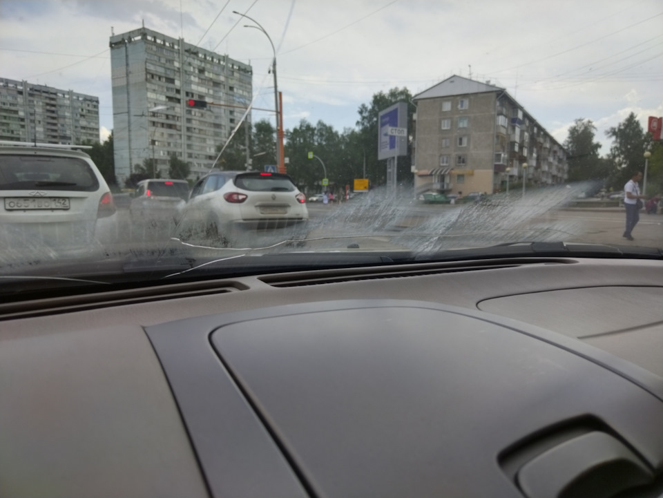 Запотевает лобовое стекло снаружи. — Nissan Maxima QX (A33), 2 л, 2005 ...