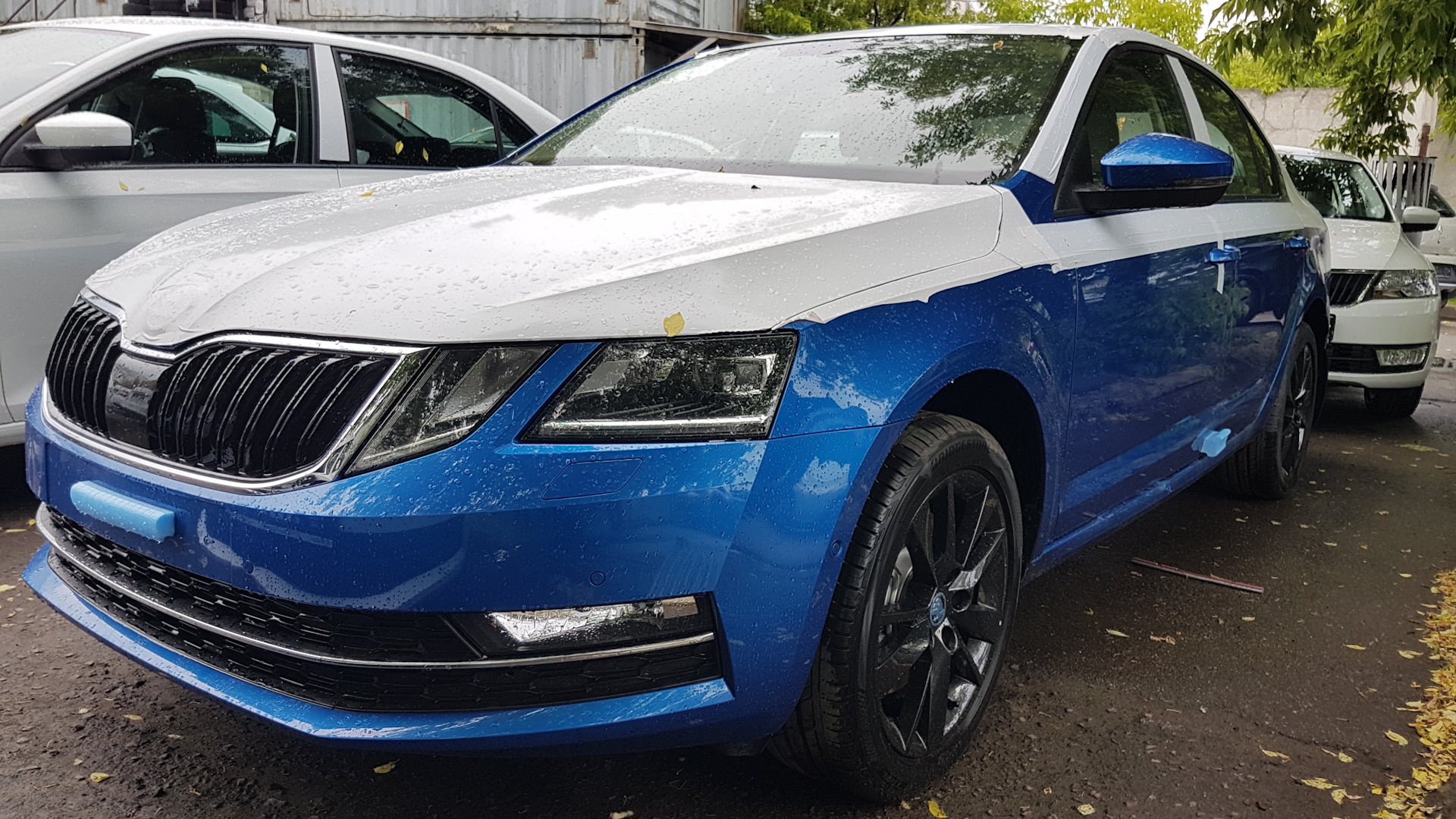 Skoda Octavia a7 FL синяя