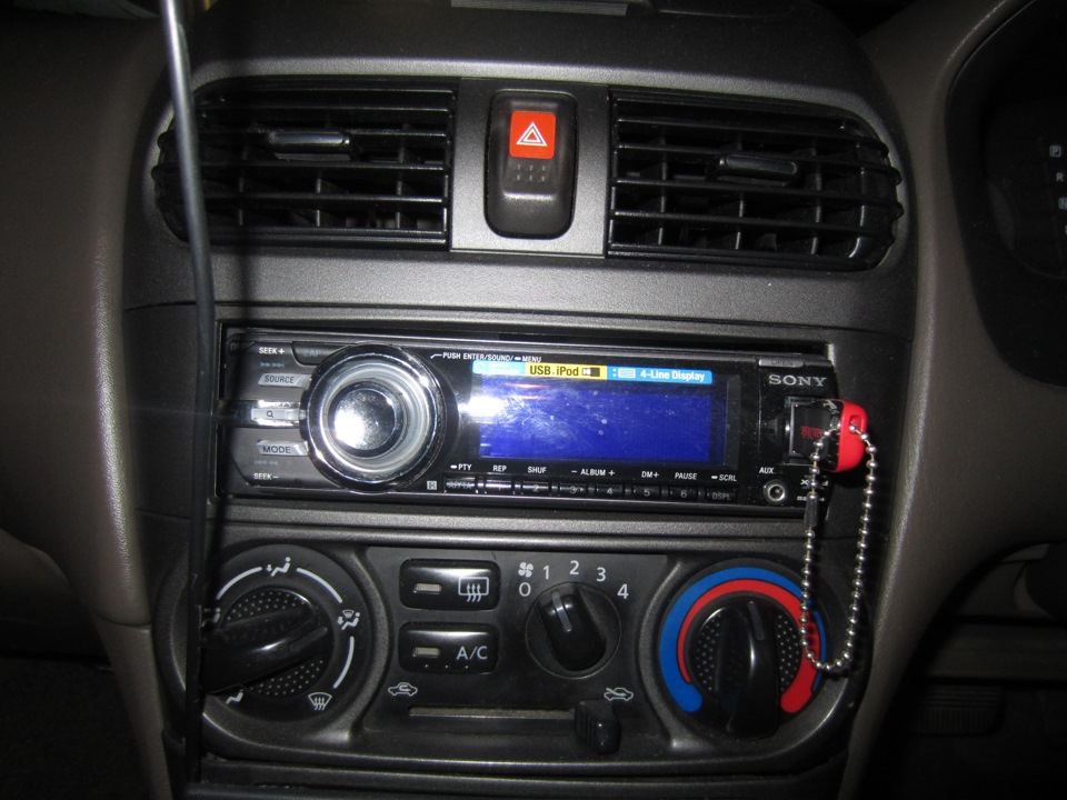 магнитолка SONY — Nissan Sunny (B15), 1,5 л, 2000 года | автозвук | DRIVE2