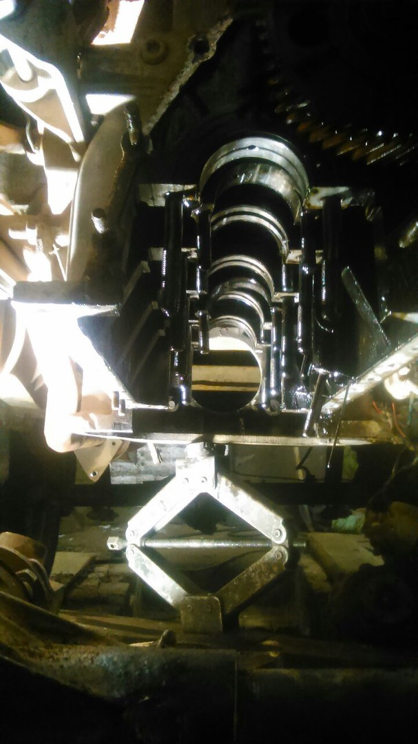 Замена диска сцепления, а также снятие коленвала без снятия движка ...