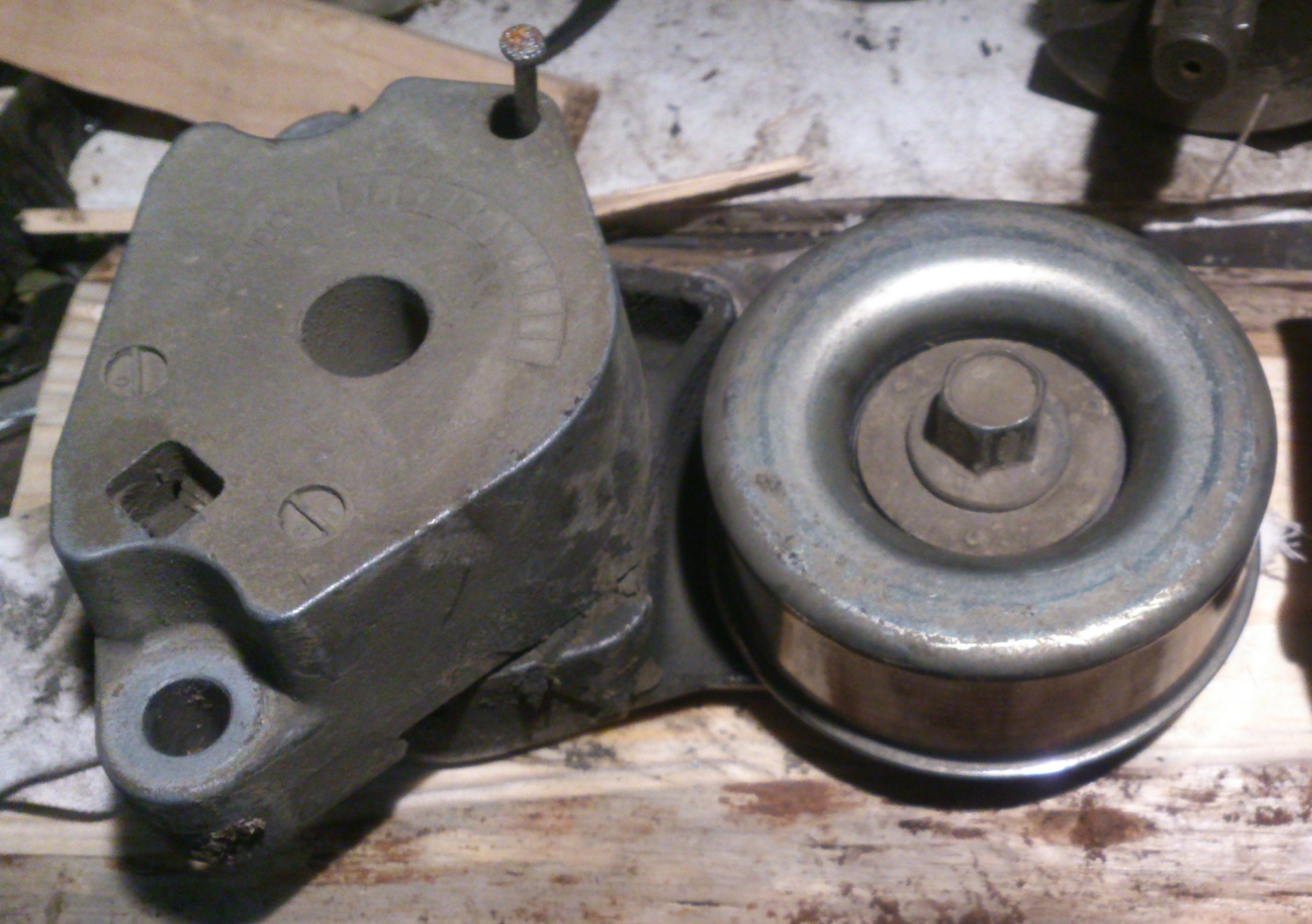 Подтяжка ремня балансировочных валов - Mitsubishi Pajero Sport (2G), 2,5 л, 2013