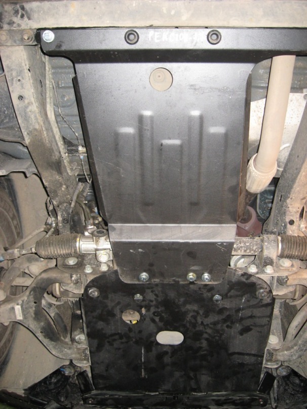 Кайрон защита двигателя. Защита картера двигателя Ssang Yong Kyron 2.3 бензин 2008 года. Защита картера SSANGYONG Rexton g4. Защита АКПП ССАНГЙОНГ Кайрон. Защита двигателя на Санг енг Рекстон 2.